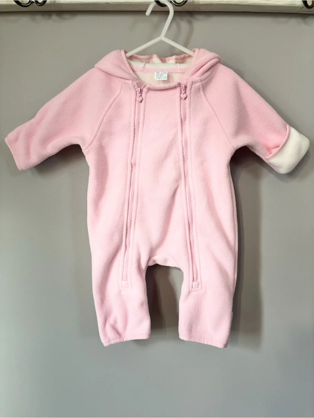 Baby Pink Fleece Hooded Footless/Convertible Coverall – Size 6–9M